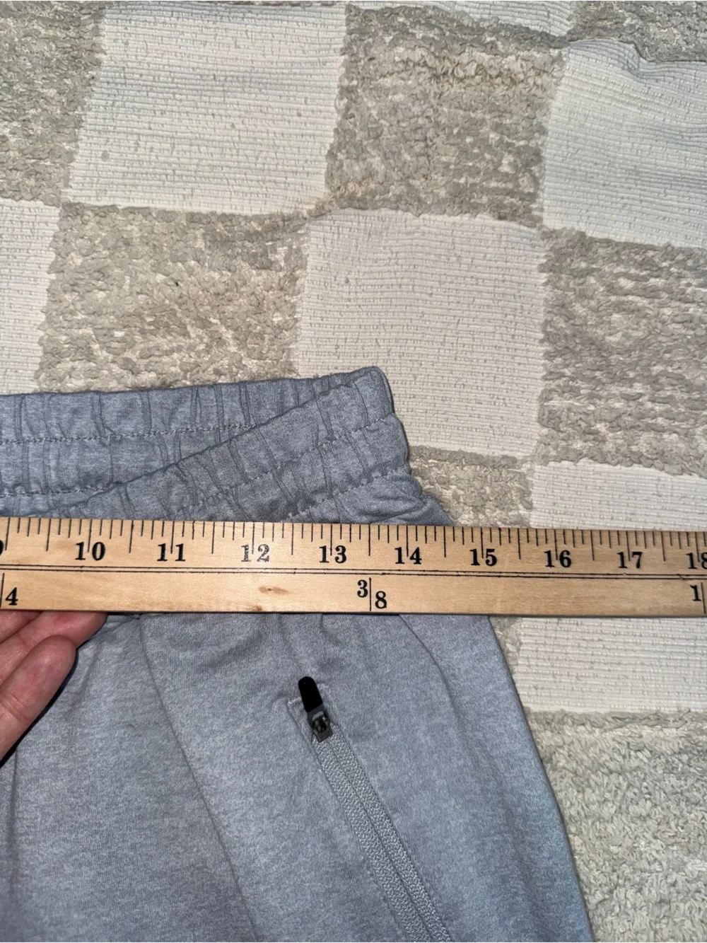 Vuori Ponto Performanxe Jogger 28” size M‎